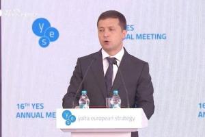 Зеленский призвал мировых партнеров сохранить санкции против РФ