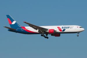 В России Boeing совершил жесткую аварийную посадку: есть пострадавшие