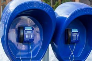 "Укртелеком" отключит таксофоны по всей Украине