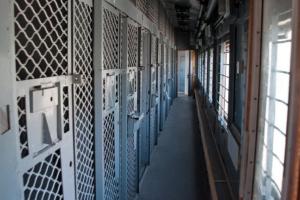 На Днепропетровщине заключенный в поезде убил конвоира