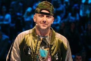 "Усатый подросток": Потап удивил поклонников новым имиджем