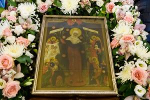 Праздник иконы "Всех скорбящих радость": важные приметы и что нужно попросить у иконы Божией Матери