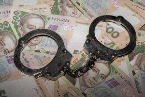 Брал взятки за экзамен по ПДД: на Луганщине на взятке "погорел" работник сервисного центра МВД
