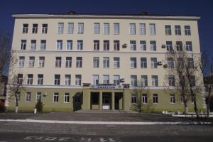 "В Северодонецке школа уходит под землю?": о чем молчат городские власти
