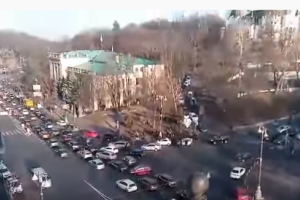 Столкновения в центре Киева: прогремел взрыв, пострадали полицейские