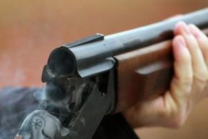 В Донецкой области мужчина убил трех соседей и застрелился