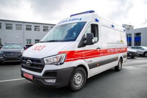 В Днепре мужчина получил ранения при попытке разобрать найденный снаряд