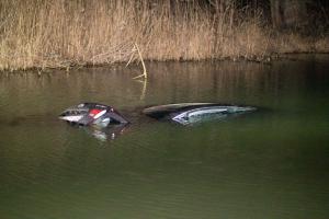Под Киевом Hyundai упал в реку: в салоне авто находился 9-летний ребенок