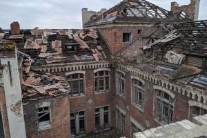 "Сохраним бельгийское наследие!": Жители Лисичанска обсуждают варианты сохранения здания, построенного в XIX веке