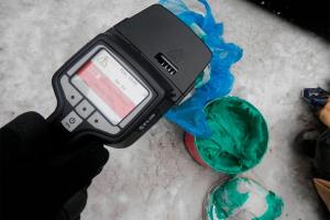 На КПВВ "Майорское" задержали мужчину из ОРДЛО, который пытался провезти взрывчатку