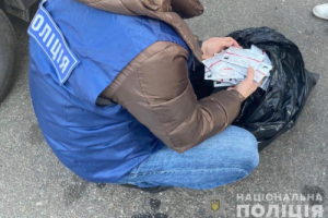 Полиция задержала мужчину за продажу несертифицированных тестов на коронавирус