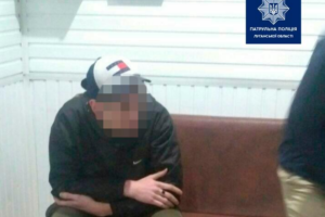 "Жажда замучила": В Северодонецке по горячим следам задержали парней, ограбивших торговую палатку