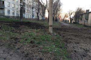 Вражеский обстрел на Донбассе: мина разорвалась в нескольких метрах от жилой многоэтажки