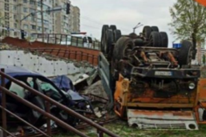 Смертельное ДТП под Киевом: не разминулись "КамАЗ" и Mazda