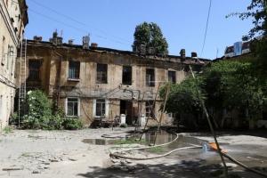 В Одессе обрушилась часть жилого дома: жильцов эвакуировали