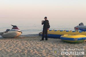 Смерть на море: В поселке Затока после столкновения с гидроскутером погиб отдыхающий
