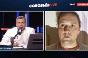 Белорусский рабочий показал в прямом эфире член кремлевскому пропагандисту Соловьеву: видео 18+