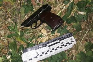 Не поделили парковку: В Запорожье стреляли возле торгового центра
