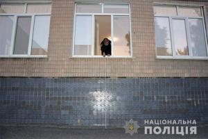 В детсаду Хмельницкого 2-летний малыш выпал из окна: ребенок в реанимации