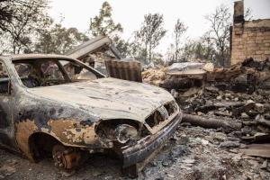 Шмигаль прибув на Луганщину і озвучив розмір компенсацій, які виплатять жертвам пожеж