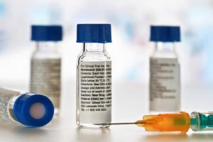 Україна закупила препарат від COVID-19: ВООЗ визнала ліки неефективними в лікуванні коронавірусу