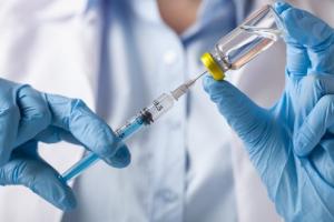 COVID-19 в Україні: У МОЗ озвучили вартість вакцини від коронавірусу
