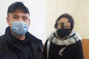 Вместо школы рванула в гости: 15-летняя беглянка подняла на ноги сотрудников Лисичанской полиции