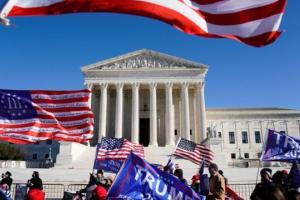В США иск Техаса о пересмотре итогов выборов поддержали 17 штатов