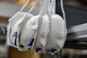 В Україні прийнято закон про масочний режим та штрафи для бізнесу