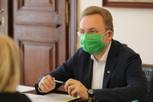 Мэр Львова Андрей Садовый заразился коронавирусом