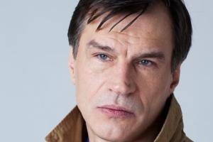 Умер российский актер Денис Карасев: названа предварительная причина смерти​​​​​​​