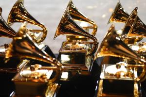 Церемония вручения премии Grammy перенесена из-за пандемии COVID-19