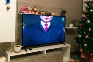 "Винні будуть покарані": У Росії телеканал показав Новорічне привітання Путіна з обрізаною головою