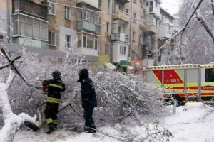 В Україні через негоду знеструмлено 108 населених пунктів
