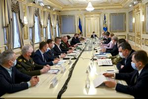 Санкції, енергобезпека України та ситуація на Донбасі: підсумки засідання РНБО