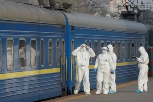 "Укрзализныця" запустила 8 спецрейсов из областей "красной" зоны: расписание поездов