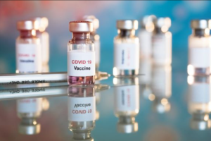 В Украине запустили онлайн-калькулятор по вакцинации от COVID-19: как узнать "свое" место в очереди