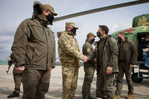 Зеленский находится с рабочей поездкой на Донбассе