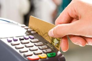 "Ответка": Укрпочта в своих отделениях отключает все банковские терминалы