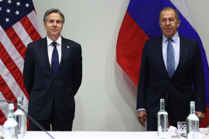 "Ми відповімо": про що Блінкен і Лавров говорили під час переговорів у Рейк'явіку