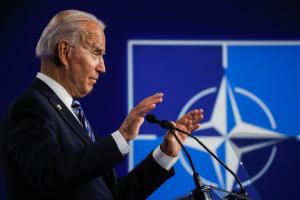 Російська агресія не завадить Україні вступити до НАТО, - Байден