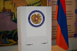 У Вірменії проходять позачергові парламентські вибори