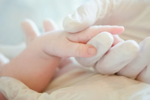 В одной из специализированных клиник Киева торговали младенцами