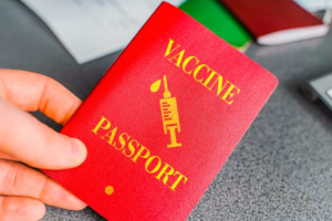 В Литве планируют лишать выплат больничных всех непривитых от коронавируса