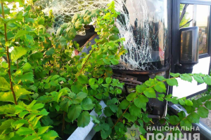 Під Харковом автобус з туристами влетів у відбійник