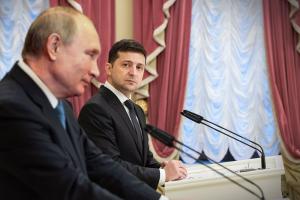 У Кремлі заявили про готовність Путіна до зустрічі з Зеленським, але озвучили умову