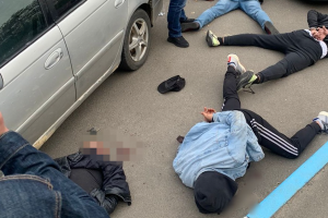 В Одеській області СБУ ліквідувала банду, яка залякувала та викрадала людей