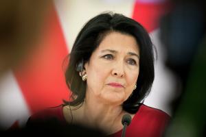 Президент Грузии отвергла возможность помилования Саакашвили