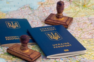 У ЄС підтвердили, що не розглядають скасування безвізу з Україною