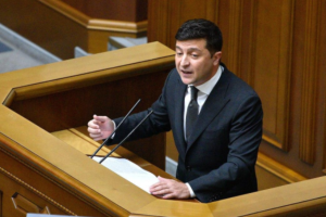 Зеленский анонсировал введение "экономического паспорта украинца"